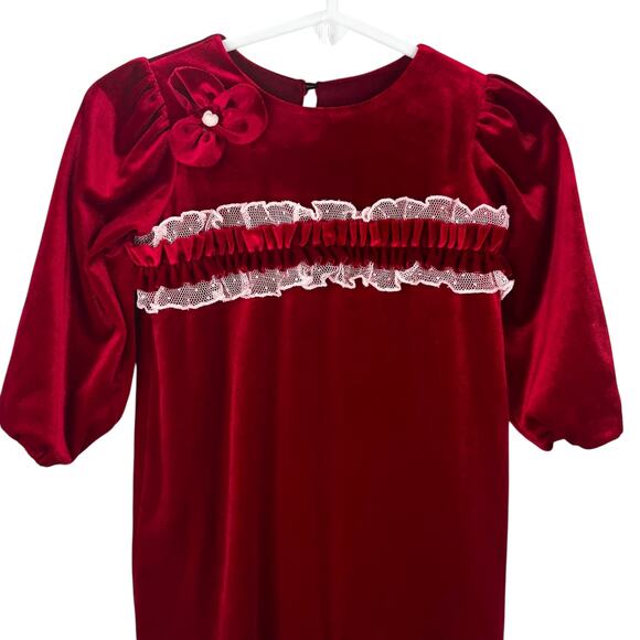 Lot of 2 Isobella & Chloe Red Velvet Ruffle Rompers 12 Months - Picture 14 of 16